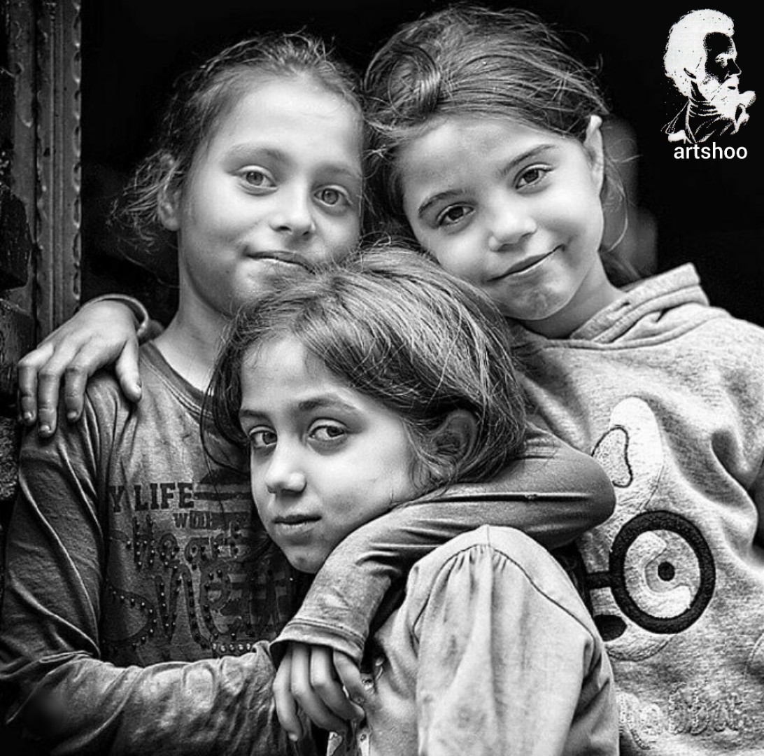 مدل کودک سیاه قلم